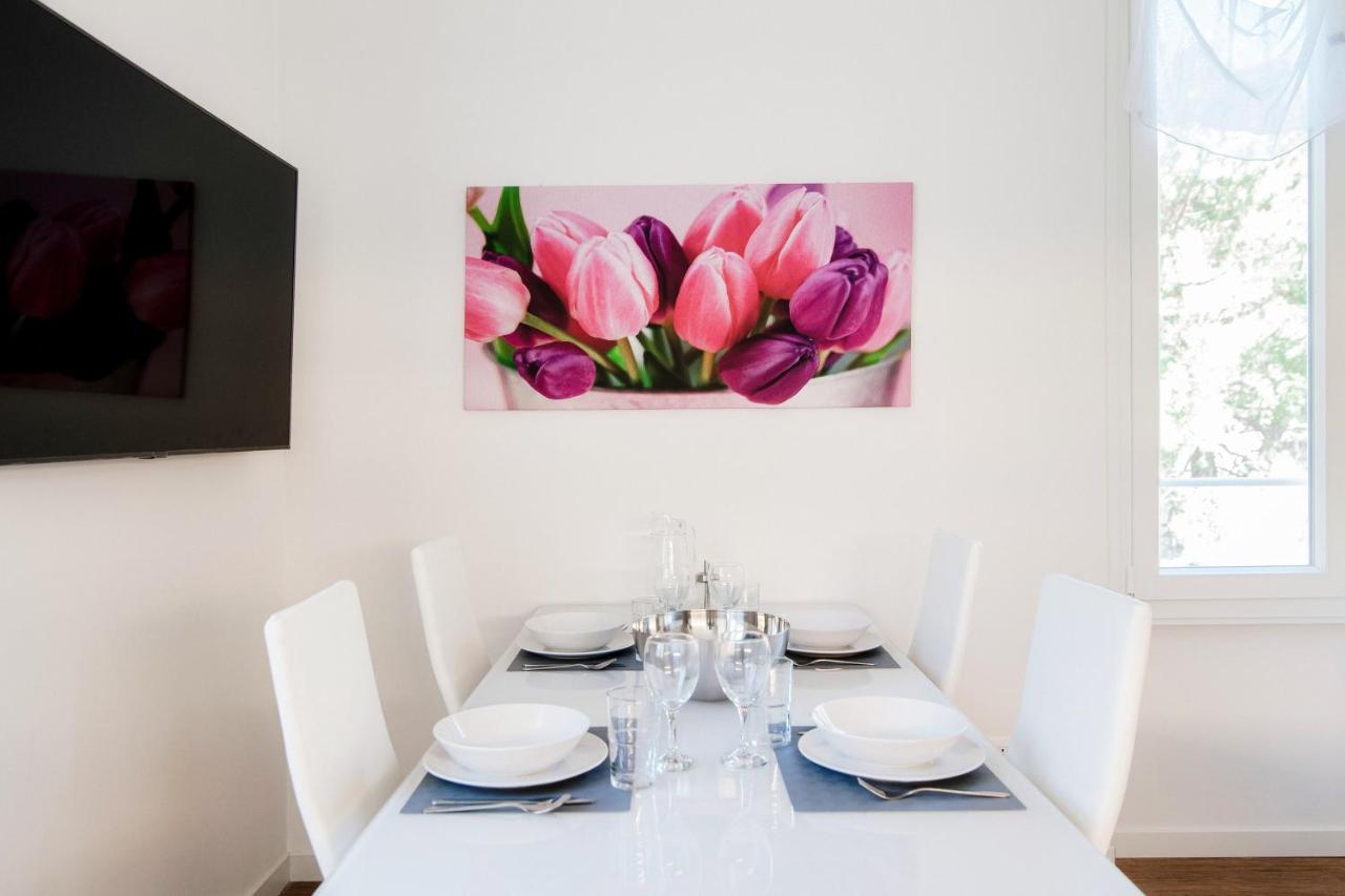 White Loft Como Central - The House Of Travelers Экстерьер фото